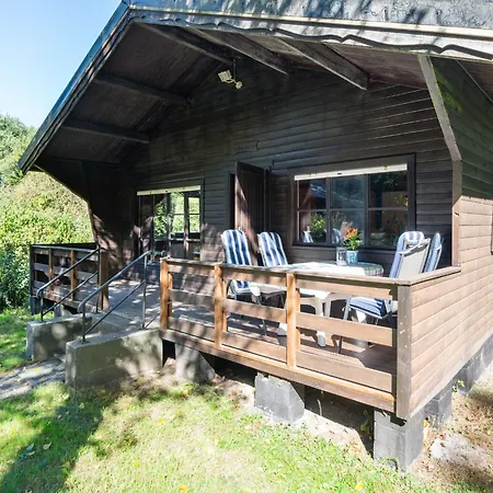 Nyaraló Blockhaeuser Auf Reiterhof In *