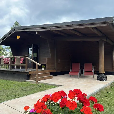 Blockhaeuser Auf Reiterhof In 別荘 Eschede