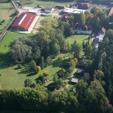 Blockhaeuser Auf Reiterhof In Eschede