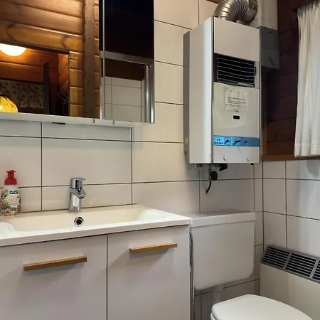 Nyaraló Blockhaeuser Auf Reiterhof In