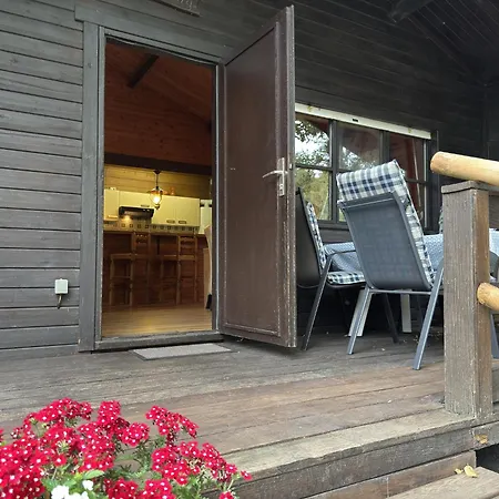 別荘 Blockhaeuser Auf Reiterhof In *