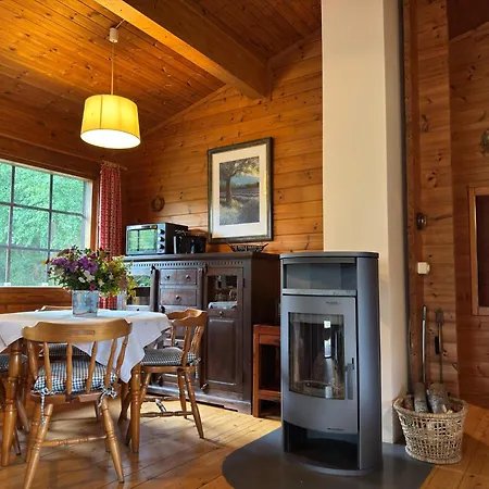 別荘 Blockhaeuser Auf Reiterhof In *