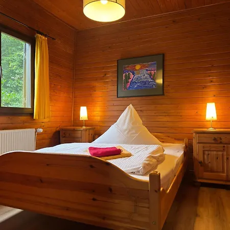 Nyaraló Blockhaeuser Auf Reiterhof In *