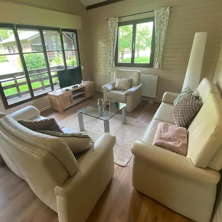 別荘 Blockhaeuser Auf Reiterhof In Eschede
