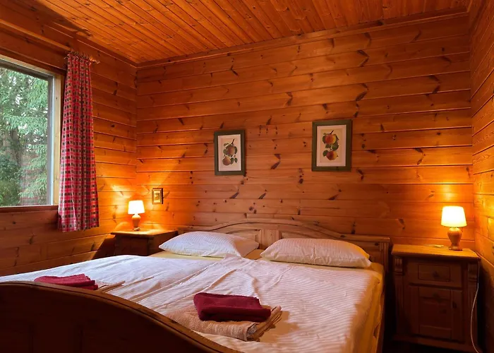 Semesterbostad Blockhaeuser Auf Reiterhof In Eschede