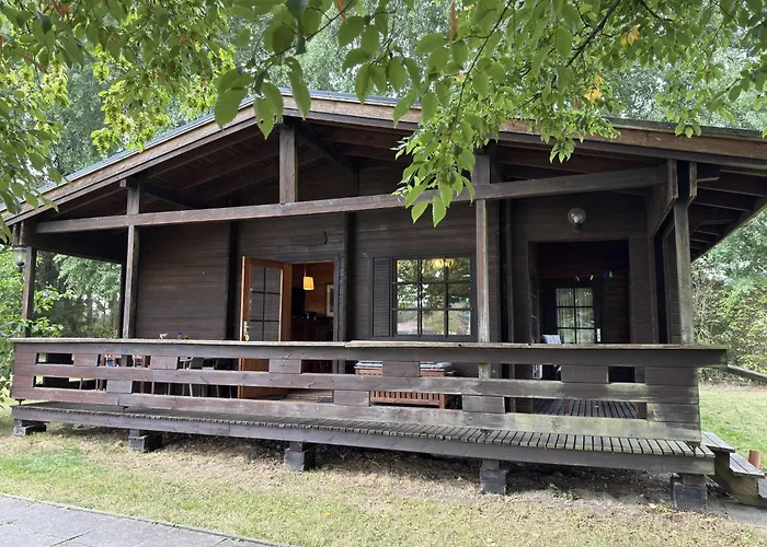 Blockhaeuser Auf Reiterhof In *