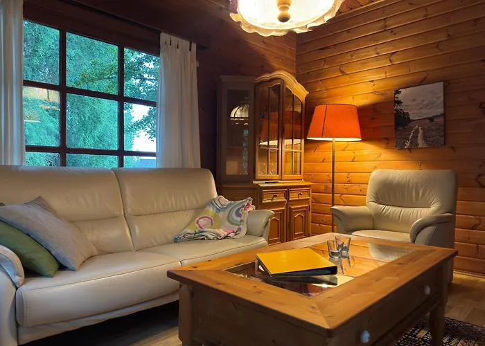 Blockhaeuser Auf Reiterhof In Semesterbostad *