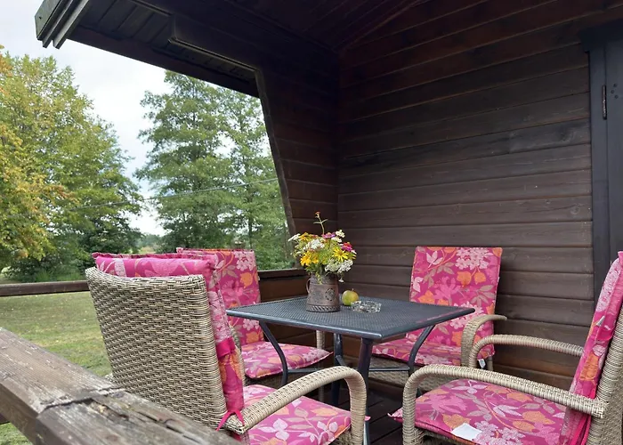 Blockhaeuser Auf Reiterhof In Semesterbostad Eschede